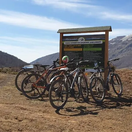 Joen Village Librazhet