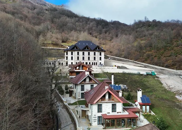 Joen Village 4*