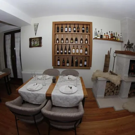 Joen Village بيت ضيافة Librazhet