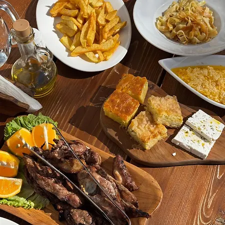 بيت ضيافة Joen Village Librazhet