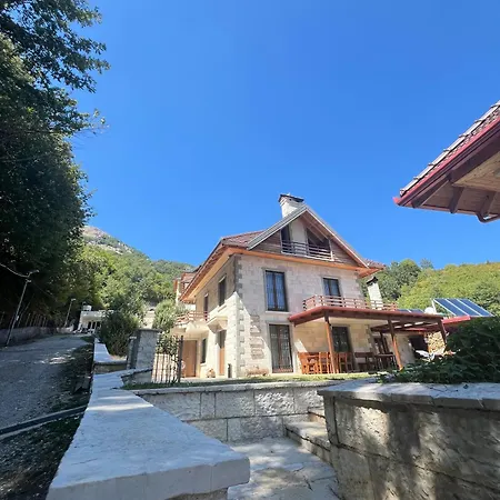 Πανσιόν Joen Village 4*