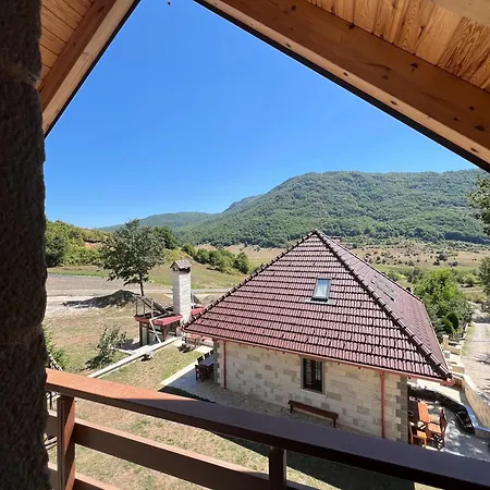Joen Village Πανσιόν Librazhet