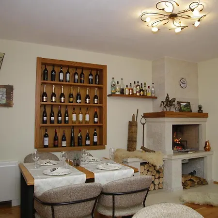 בית הארחה Joen Village 3*