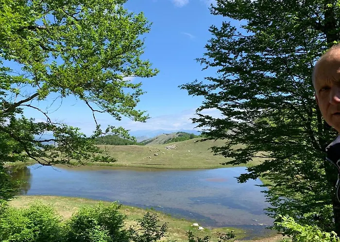 Gæstehus Joen Village Librazhet