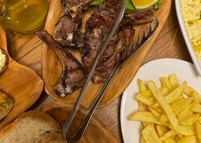 Joen Village Gæstehus Librazhet