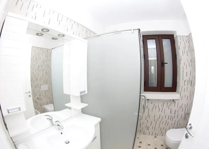 Joen Village Gæstehus 4*